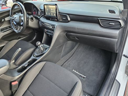 Used 2020 Hyundai Veloster N w/ Performance Package image 24
