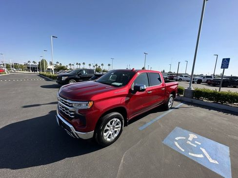 Used 2022 Chevrolet Silverado 1500 LTZ w/ LTZ Premium Package image 35