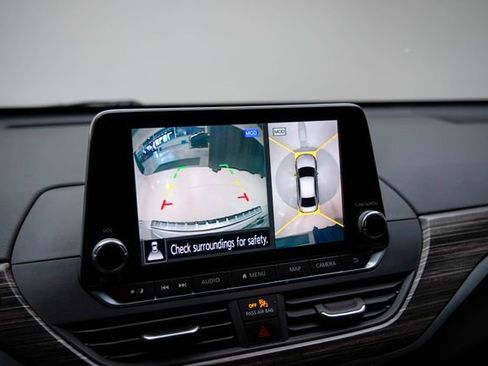 Used 2019 Nissan Altima 2.5 Platinum image 8