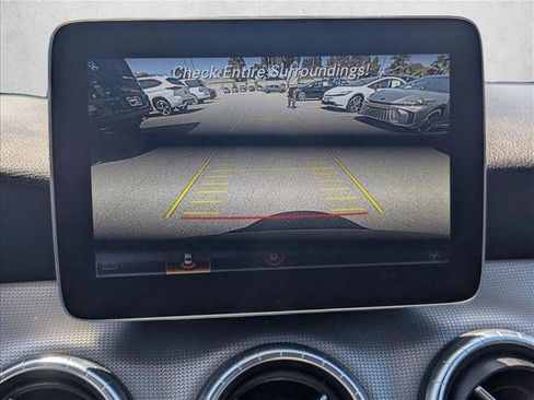 Used 2018 Mercedes-Benz CLA 250 image 12