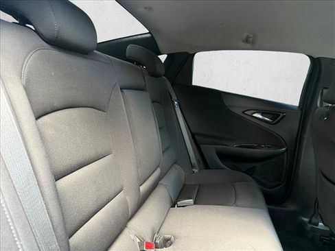 Used 2022 Chevrolet Malibu LT FWD image 24