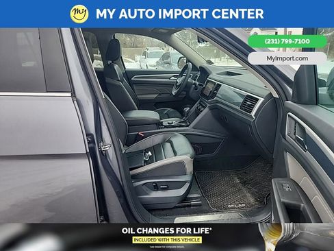Used 2023 Volkswagen Atlas SEL Premium image 8