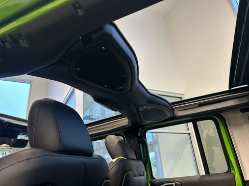 New 2025 Jeep Wrangler Unlimited Rubicon 392 image 24