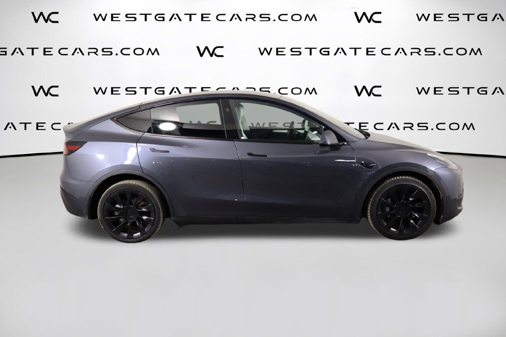 Used 2023 Tesla Model Y Long Range AWD/4WD image 48