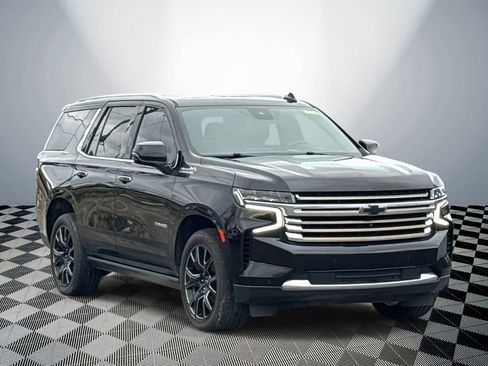 Used 2023 Chevrolet Tahoe High Country w/ Premium Package 2 AWD/4WD image 4
