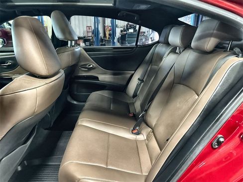 Used 2024 Lexus ES 350 Premium image 24