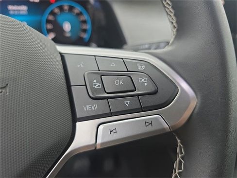 New 2026 Volkswagen Atlas Cross Sport SE image 25