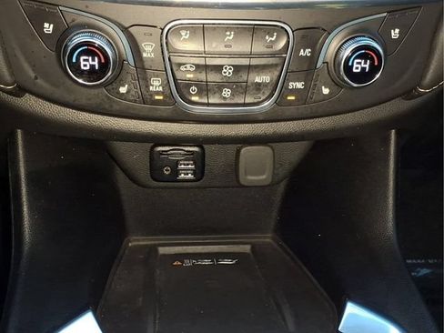 Used 2023 Chevrolet Traverse Premier w/ Redline Edition AWD/4WD image 22