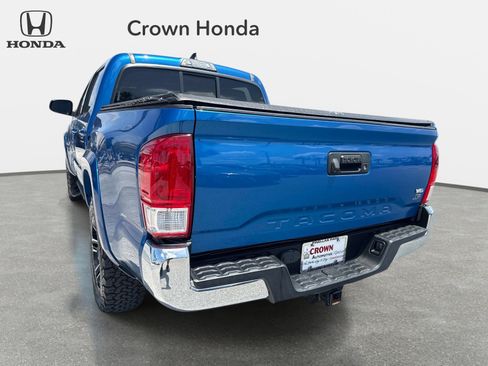 Used 2017 Toyota Tacoma SR5 w/ Tow Package RWD image 8