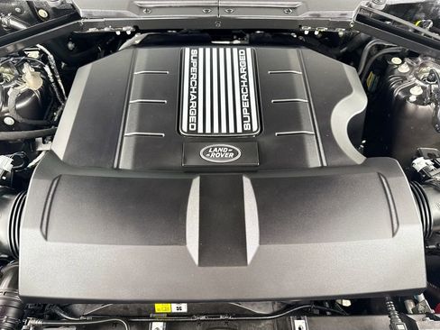 Used 2025 Land Rover Defender 110 X-Dynamic SE image 26