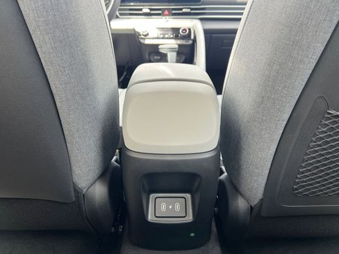New 2026 Hyundai Elantra Limited FWD image 21
