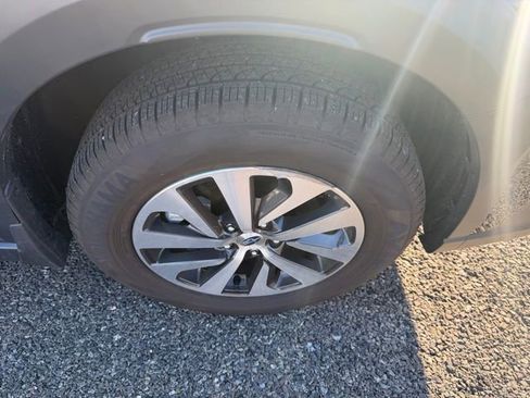 Used 2025 Subaru Outback image 19