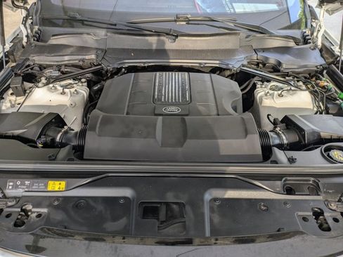 Used 2017 Land Rover Discovery HSE Luxury image 23