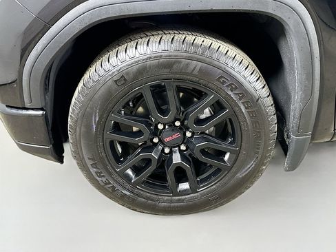 Used 2023 GMC Sierra 1500 Elevation image 8