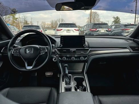 Used 2019 Honda Accord Sport image 19