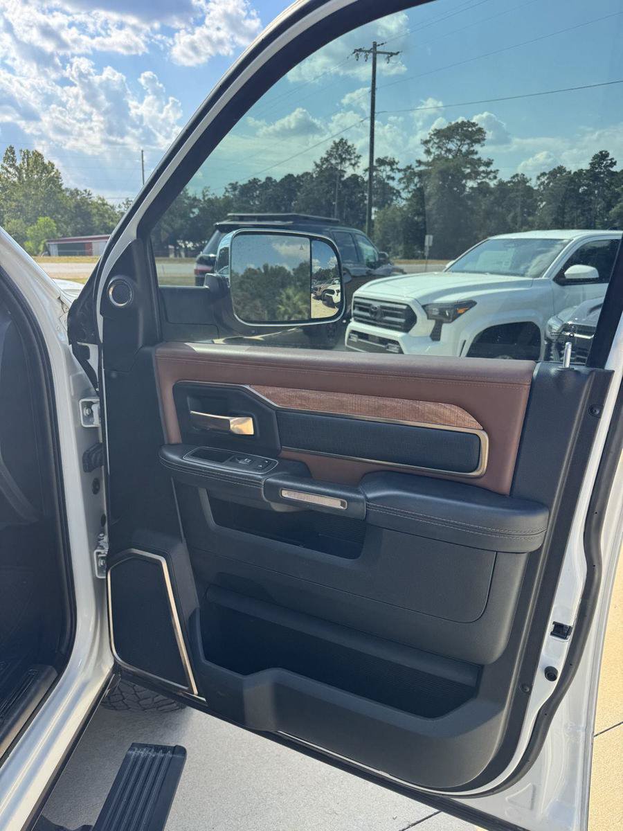 Used 2022 RAM 2500 Limited AWD/4WD image 19