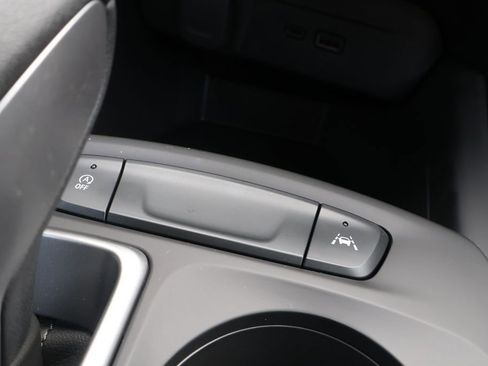 New 2026 Chevrolet Trax LS FWD image 31
