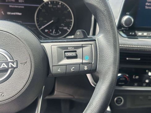 Used 2023 Nissan Rogue SV AWD/4WD image 21