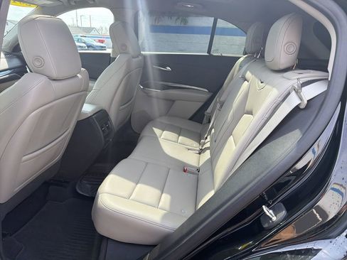 Used 2019 Cadillac XT4 Luxury w/ Cold Weather Package AWD/4WD image 19