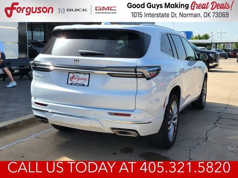 New 2026 Buick Enclave Avenir w/ Super Cruise Package FWD image 4