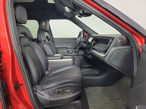 Used 2024 Rivian R1S Adventure image 24