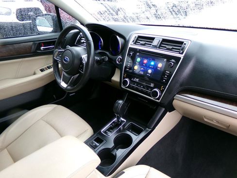Used 2019 Subaru Outback 2.5i Limited w/ Popular Package #2 AWD/4WD image 33
