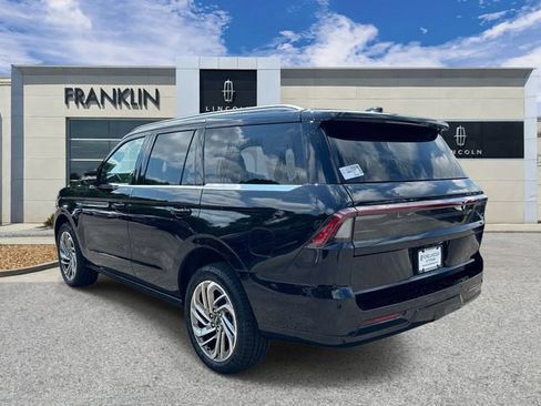 New 2025 Lincoln Navigator Reserve AWD/4WD image 5