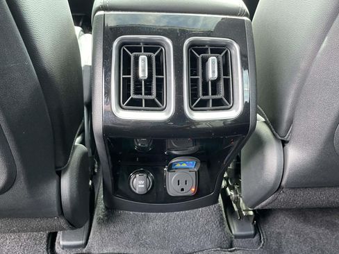 Used 2025 Kia Sorento SX Prestige AWD/4WD image 12