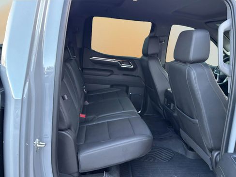 Used 2024 Chevrolet Silverado 1500 LT Trail Boss w/ LT Trail Boss Premium Package image 25