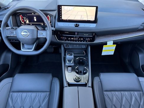 New 2026 Nissan Rogue Platinum w/ Platinum Premium Package image 10