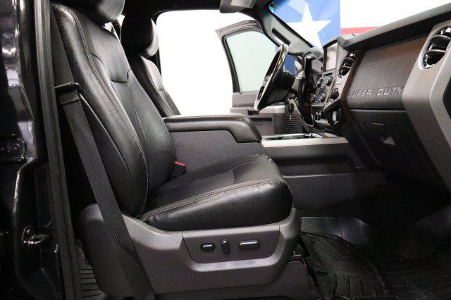 Used 2015 Ford F250 Lariat w/ Lariat Interior Package AWD/4WD image 8