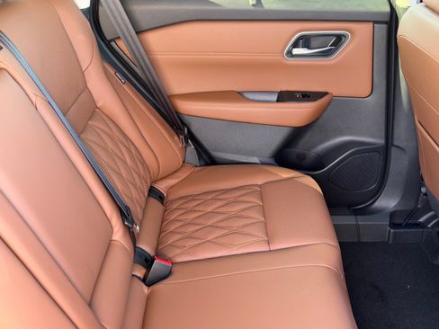 New 2026 Nissan Rogue Platinum image 13