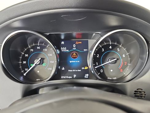 Used 2020 Jaguar F-PACE Premium AWD/4WD image 19