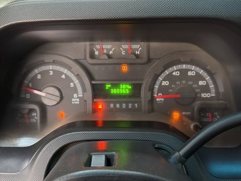 Used 2011 Ford E-350 and Econoline 350 XL w/ PWR Windows & Locks Group image 23