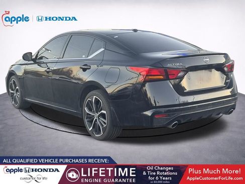 Used 2024 Nissan Altima 2.5 SR w/ SR Premium Package image 5