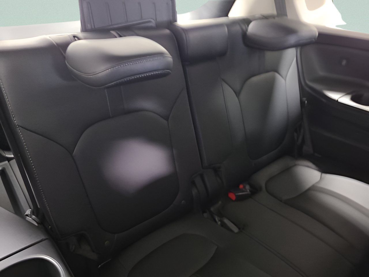 Used 2024 Honda Pilot Touring image 18