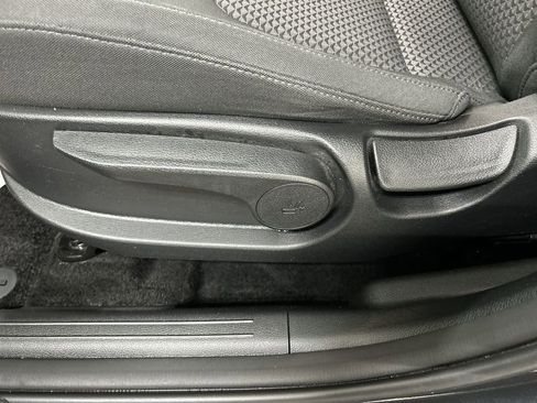 Used 2023 Kia Sportage LX image 10