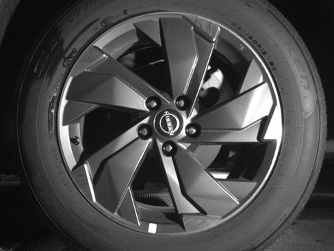 Used 2025 Nissan Rogue SV FWD image 14