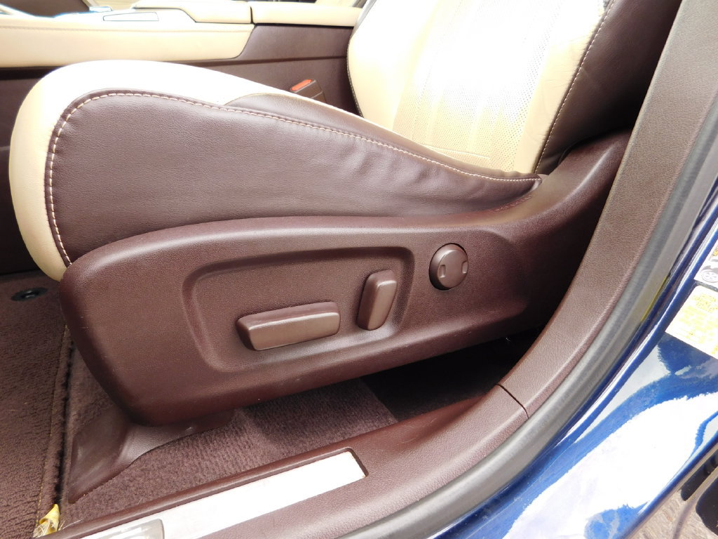 Used 2019 Lexus RX 350 AWD w/ Navigation Package image 20