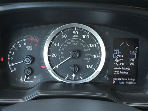 Used 2022 Toyota Corolla LE FWD image 31