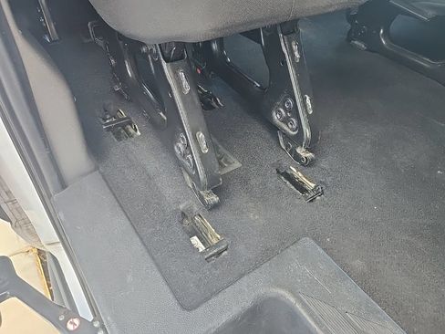 Used 2023 Ford Transit 350 XLT RWD image 32