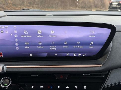 Certified 2025 Buick Envision Sport Touring image 14