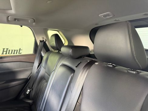 Used 2023 Nissan Rogue Platinum AWD/4WD image 11