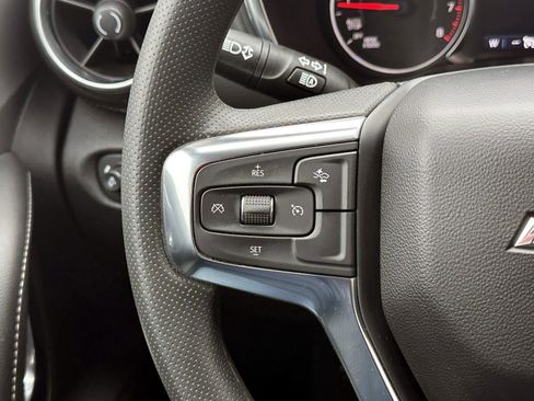 Certified 2025 Chevrolet Blazer LT w/ Convenience Package image 19