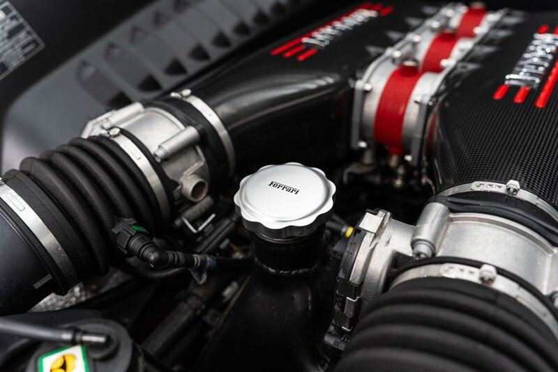 Used 2015 Ferrari 458 Speciale Coupe RWD image 82