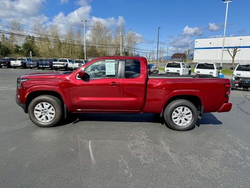 Used 2022 Nissan Frontier SV AWD/4WD image 7