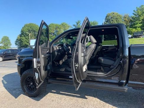 Used 2026 RAM 2500 Big Horn AWD/4WD image 18