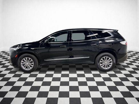 Certified 2024 Buick Enclave Essence w/ Trailering Package, 5000 lbs. AWD/4WD image 6