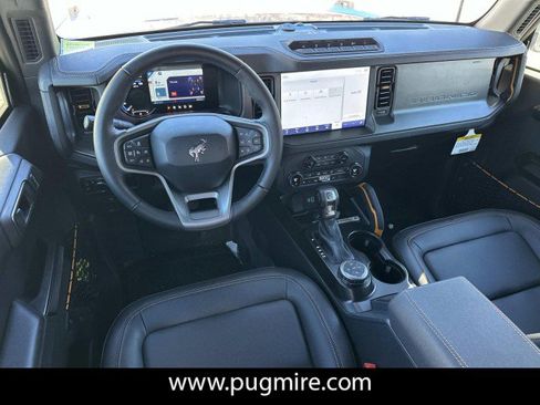 Used 2024 Ford Bronco Badlands image 22