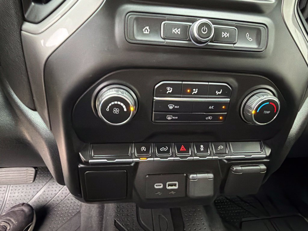 Used 2021 Chevrolet Silverado 1500 Custom AWD/4WD image 22